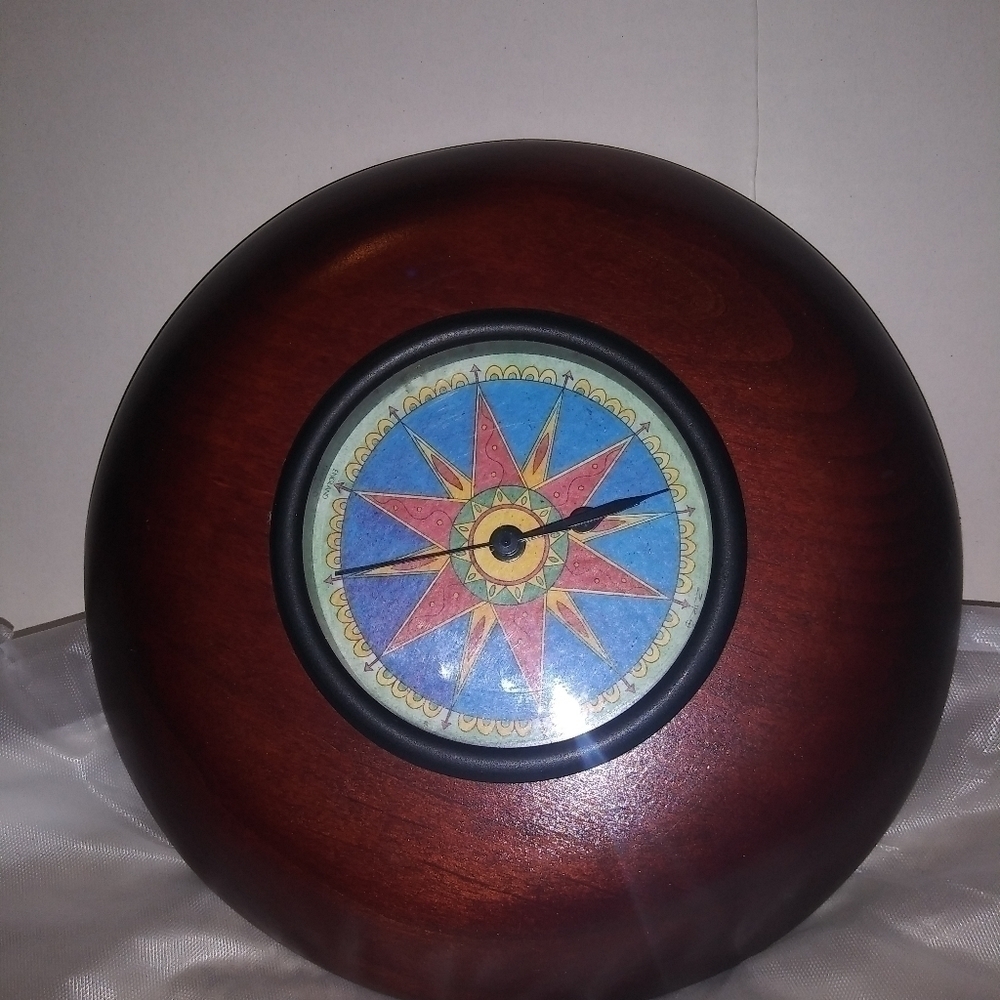 Petite Wood Clock
